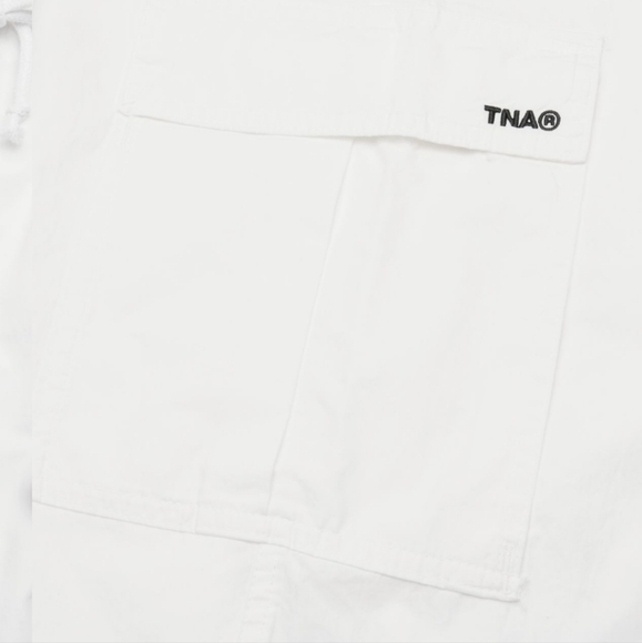 Aritizia TNA Squad Cargo Skirt in white size small - Picture 8 of 11